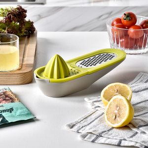 Multifunctional Juicer, Shredder, Two In One Kitchen Tool, Household Manual Juicer, Lemon Press